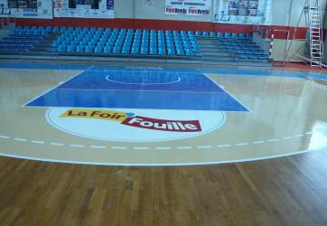 Traçage de zones de Basket-ball et logos sponsors