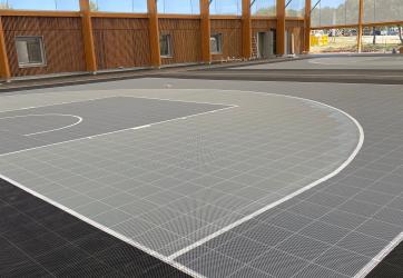 traçage sportifs terrina de basket ball sur dalles plastiques