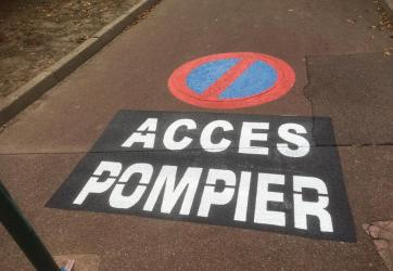 marquage au sol acces pompier dans une copropriété Lyon 69 Rhône