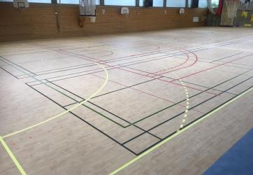 traçage de terrains de badminton dans un gymnase Lyon Rhône 69