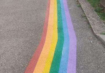traçage d'une allée piétonne dans une école sur Lyon 69