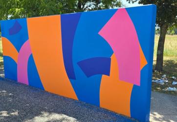 design actif sur un mur : peinture murale