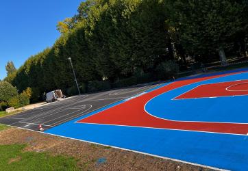 coloration d'un terrain de basket-ball 3x3