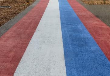 coloration d'une piste d'athlétisme