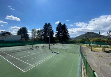 Entretien d'un terrain de tennis
