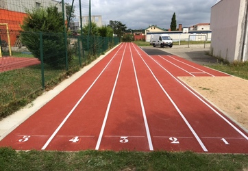 Traçage d'une piste dans un lycée sur Lyon