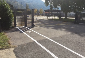 Traçages d'un cheminement piéton à Caserne de st Martin d'Heres