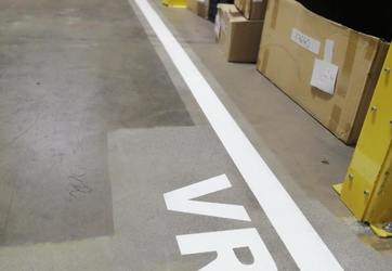 Grenaillage puis marquage au sol industriels