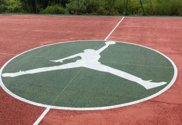 Traçage d'un logo terrain de basket exterieur Grenoble 38
