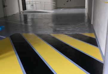 Marquages aux sols de parking sous-terrain en résine hôtel de Noailles (Lyon)