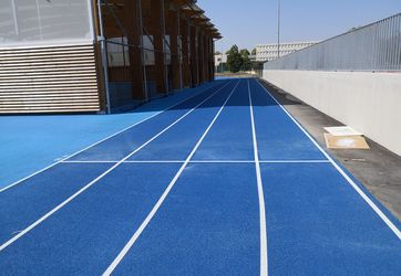 Traçages pistes athlétisme sur sols synthétiques