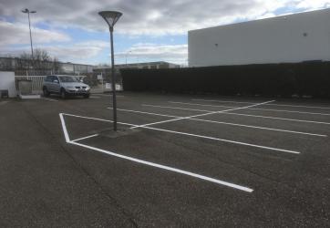 Traçage de place de parking , 69 