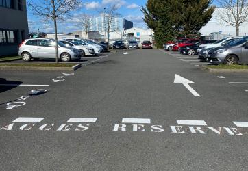 Traçage au sol d'un parking , Lyon 69