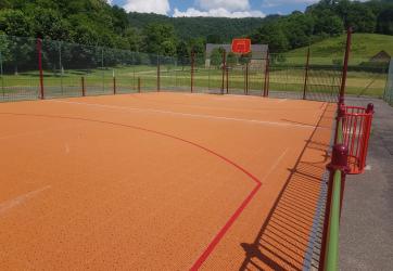 traçage d'un terrain multisport sur dalle plastique flexipads