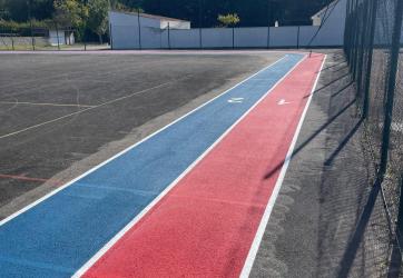 Traçage d'une piste autour d'un multisport en Bourgogne 21