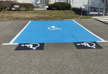 Traçage places de parking PMR