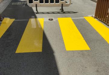 Traçage zébra jaune portail rhone