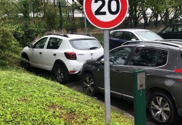 pose d'un panneau limitation vitesse